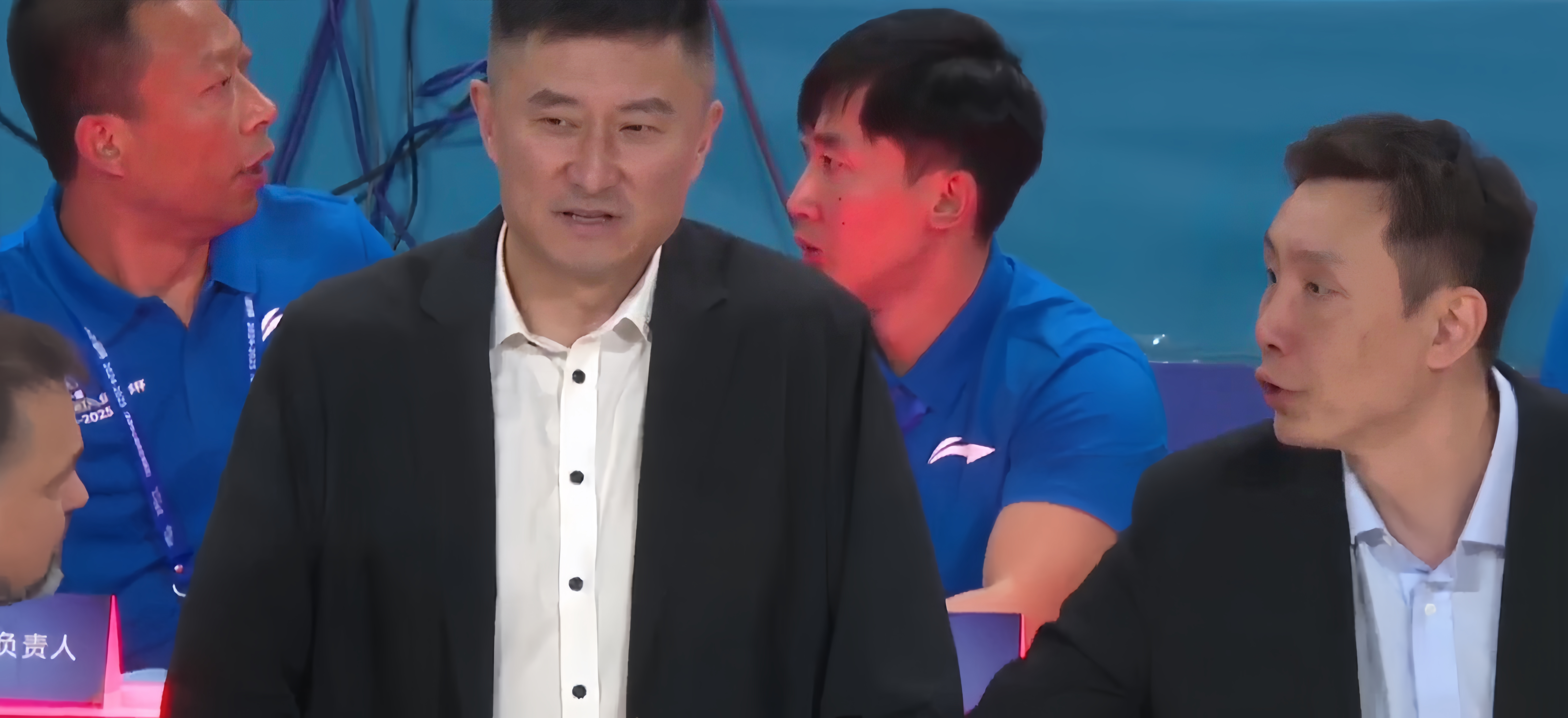 江苏男篮客场惜败广东队，无缘胜利的简单介绍