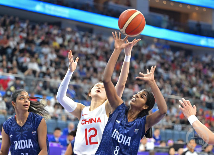 包含捷克共和国队连胜晋级，冠军奖杯遥遥可待！的词条