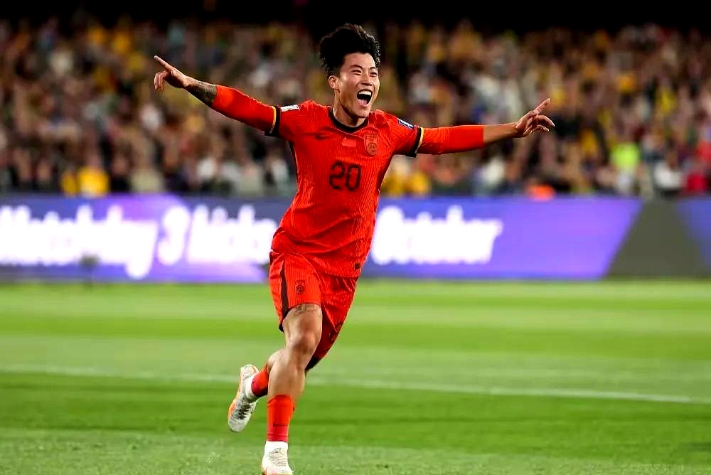 包含津巴布韦男子足球队努力拼搏，不负期望的词条