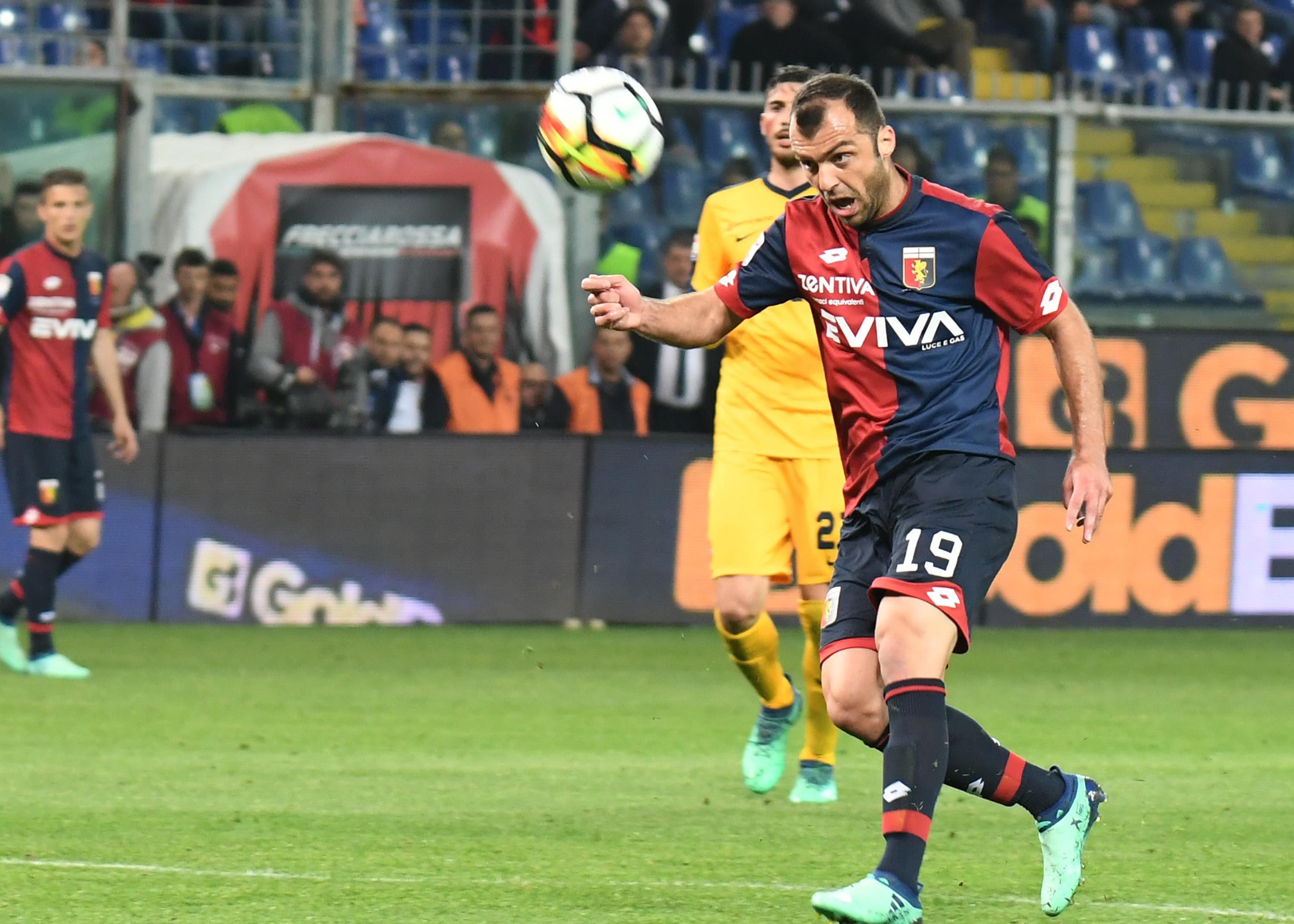 维罗纳足球俱乐部在比赛中表现出色 维罗纳足球俱乐部在比赛中表现出色