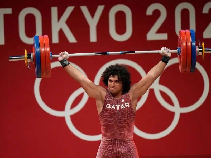 关于委内瑞拉运动员在举重比赛中斩获胜利的信息 关于委内瑞拉运动员在举重比赛中斩获胜利的信息