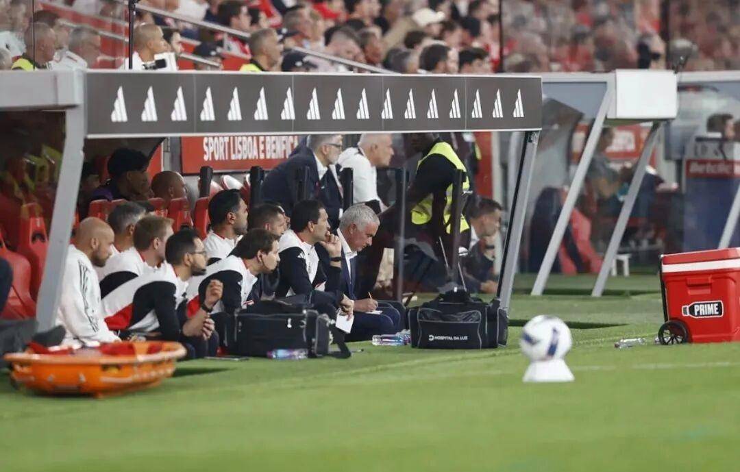 aoa体育体育入口-球员赛后因行为失当被禁赛一场