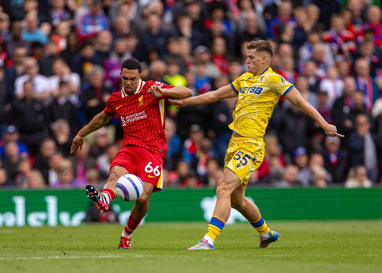 关于利物浦防守稳固，轻松取胜！的信息