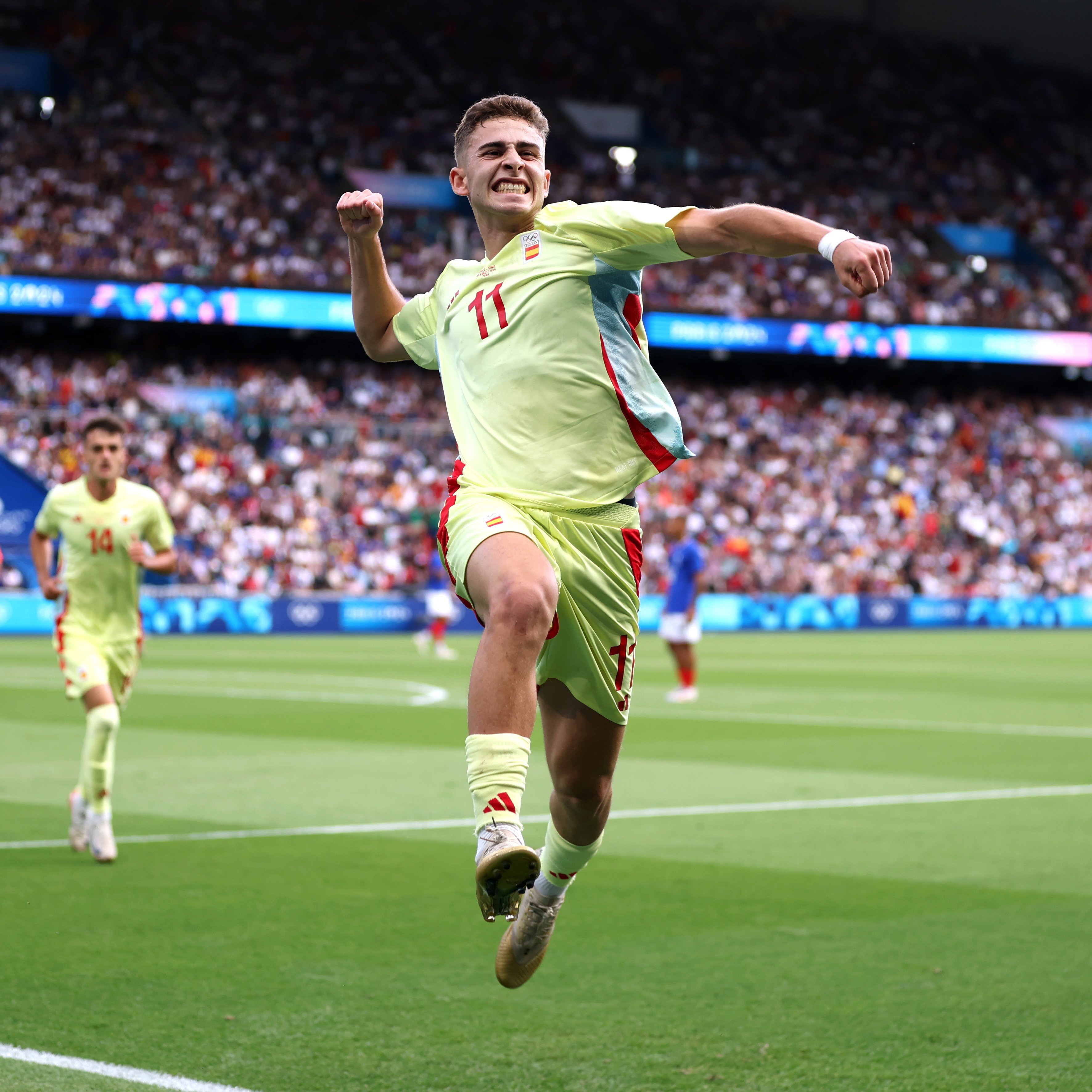 包含里昂青年队斩获连胜，法国足球风云再起的词条