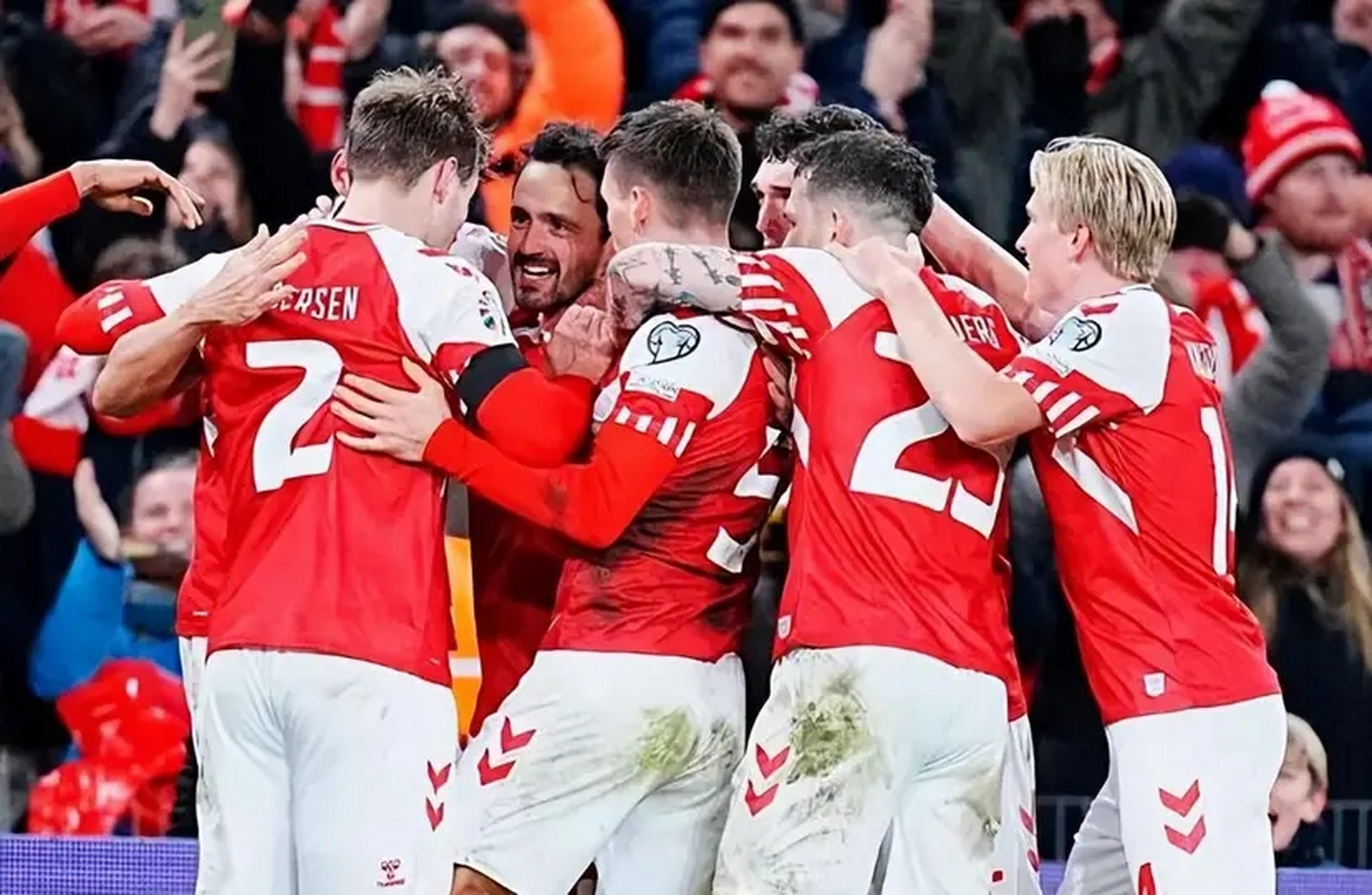 欧洲国家队斗志昂扬赛场上演精彩对决 欧洲国家队斗志昂扬赛场上演精彩对决