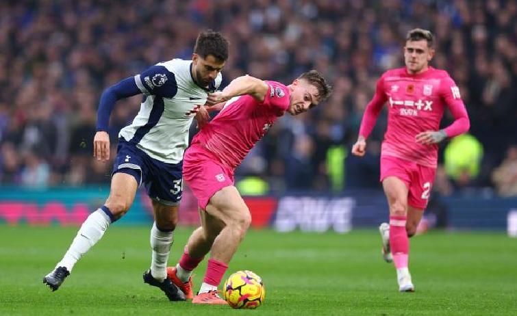 热刺老将爆发,拯救球队于危急关头的简单介绍 热刺老将爆发,拯救球队于危急关头的简单介绍